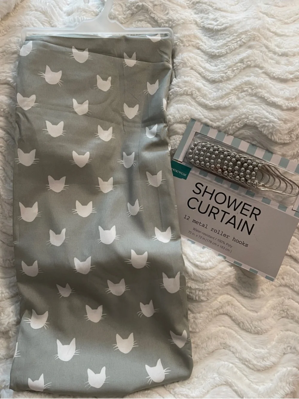 NEW Cat Pattern Fabric Shower Curtain and Hooks